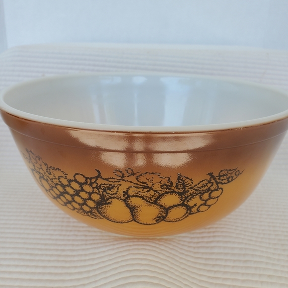 2 Pyrex Old Orchard Mixing 403 402 Bowls Fruit Brown Round 2.5qt 1.5 qt - Picture 2 of 16
